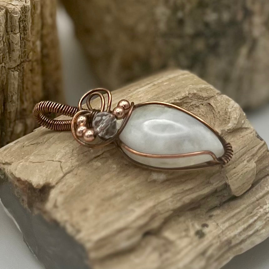 Moonstone Twisted Pendant