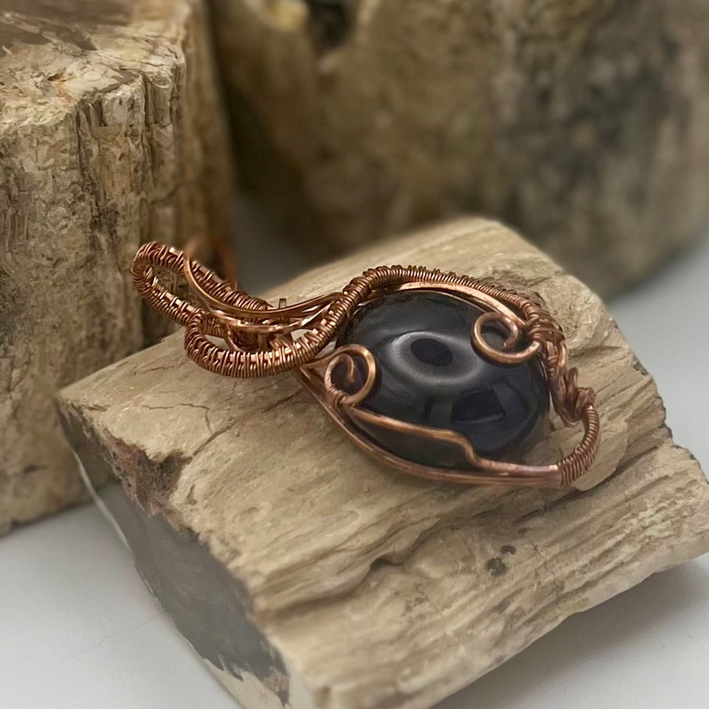 Amethyst Entwined Pendant