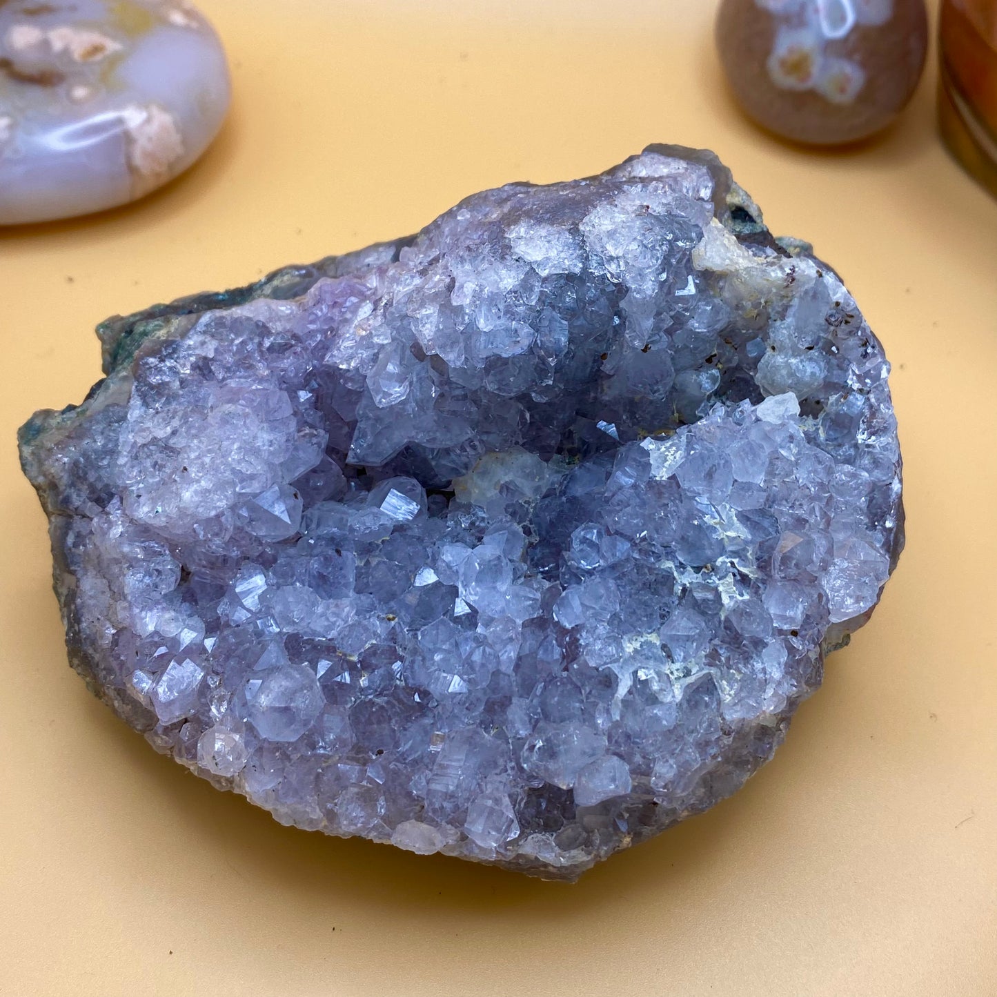 Amethyst Cluster Clam