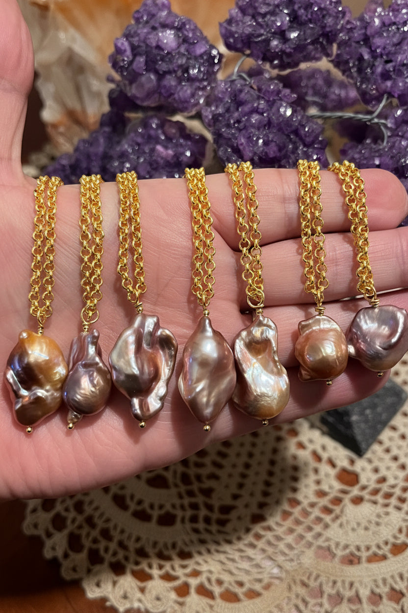 Baroque Pearl Solitaire Necklace