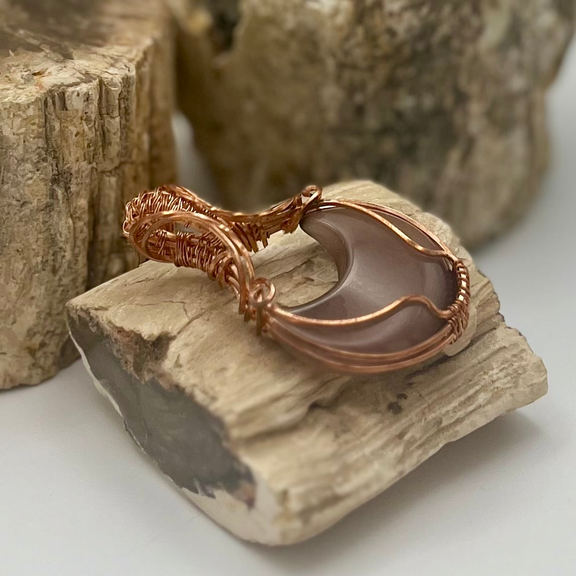 Agate and Copper Moon Pendant